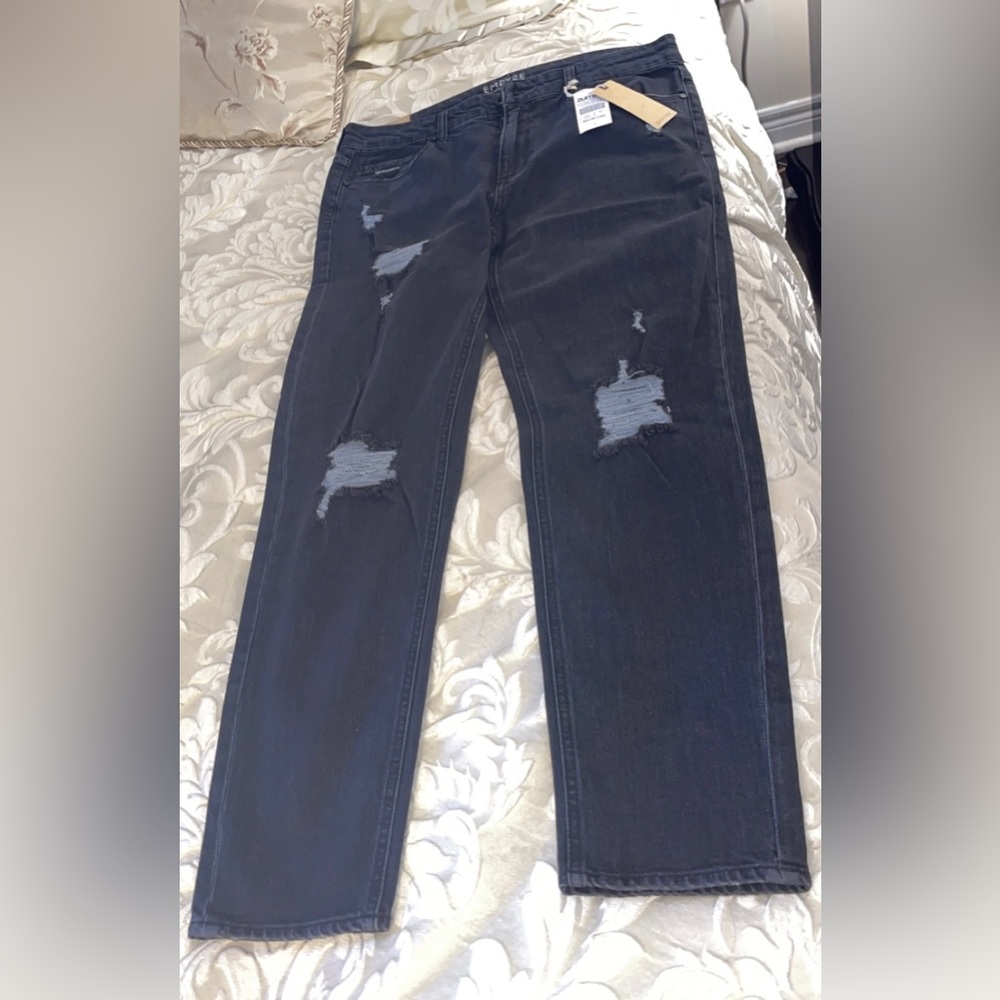 BRAND NEW WITH TAGS EMPYRE EASTON BLACK RIPPED BOYFRIEND COTTON JEANS SZ 11 lady